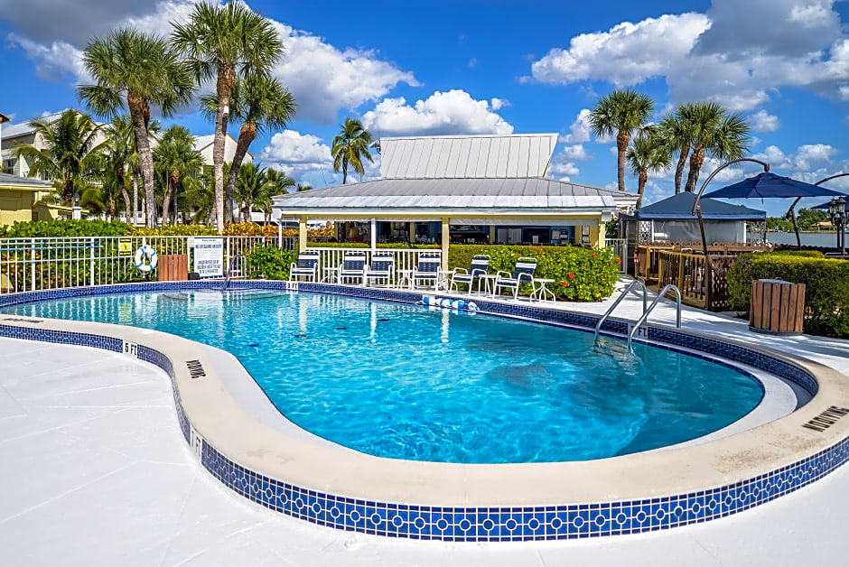Hilton Vacation Club Charter Club Naples Bay