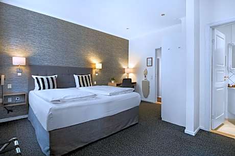 Comfort Double or Twin Room