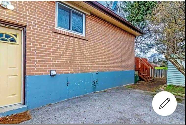 Cozy room near Pickering OPG