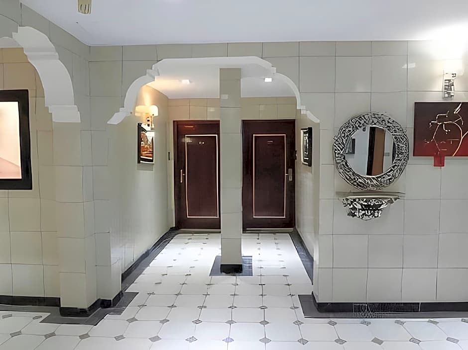 Grand Sina Hotel – Dubai, WY