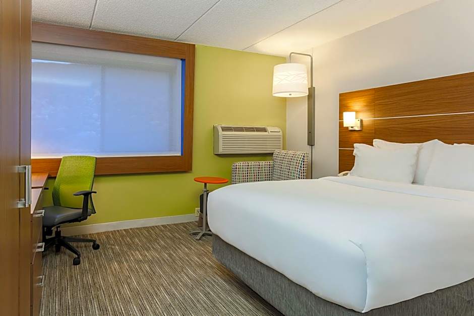 Holiday Inn Express Milwaukee - West Medical Center By IHG