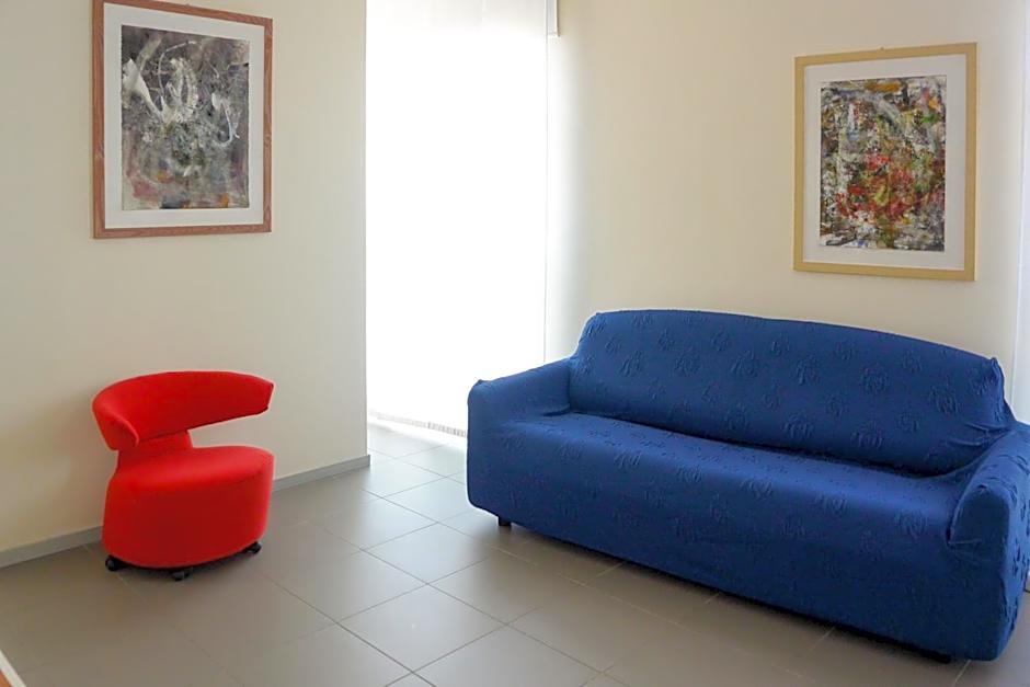 Vista Hotel & Residence
