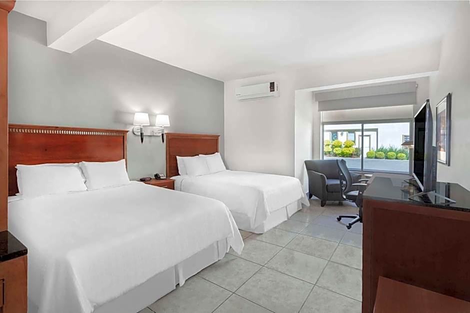 Days Inn by Wyndham Piedras Negras