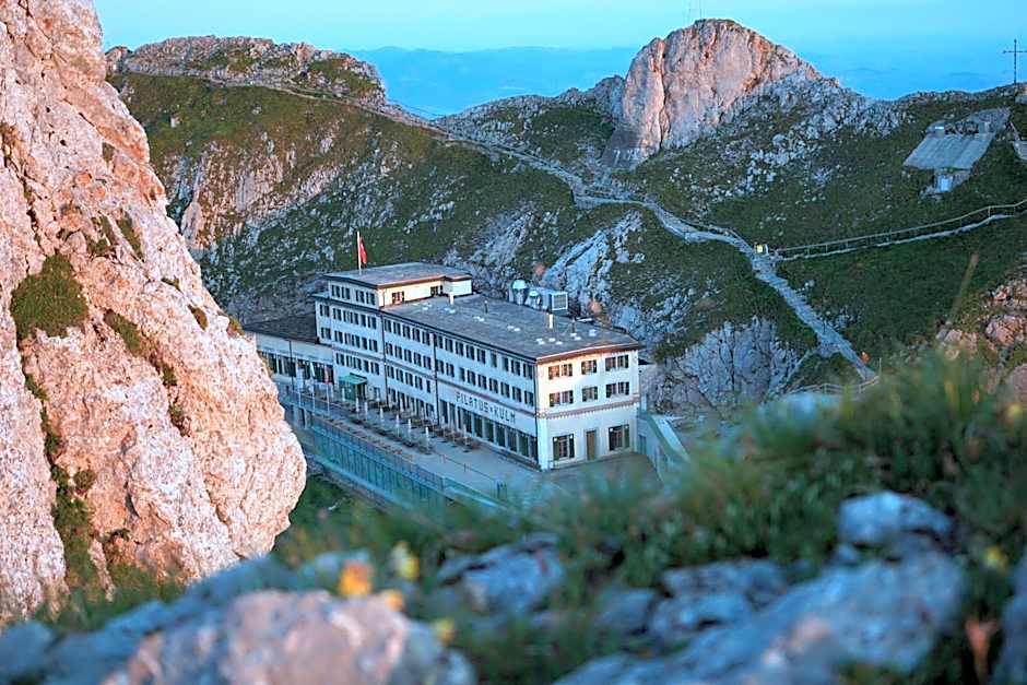 Hotel Pilatus-Kulm