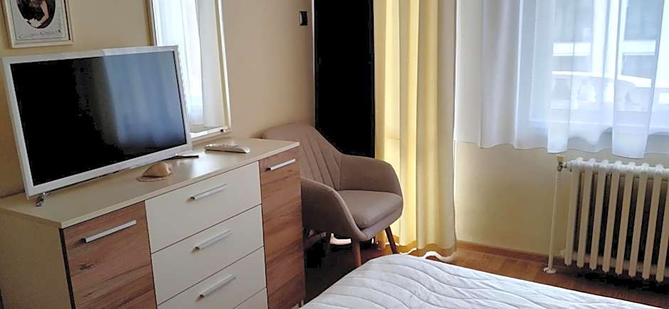 Victoria Family Hotel