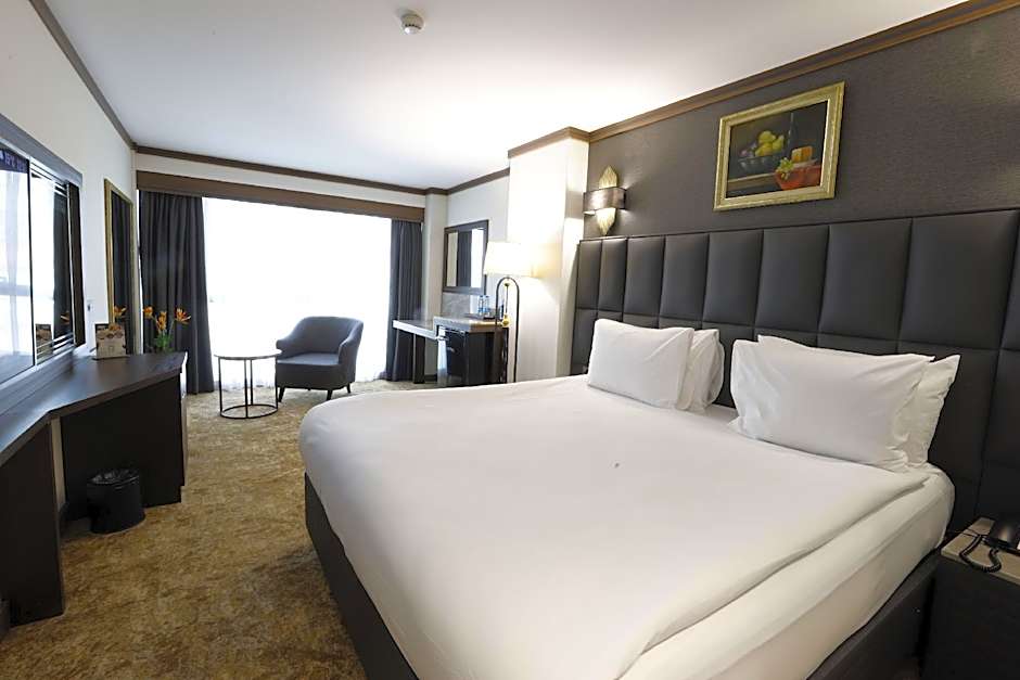 Park Dedeman Ankara Kizilay