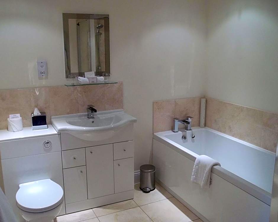 The Swan Hotel, Wells, Somerset - The Coaching Inn Group