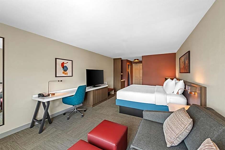 Hilton Garden Inn Overland Park
