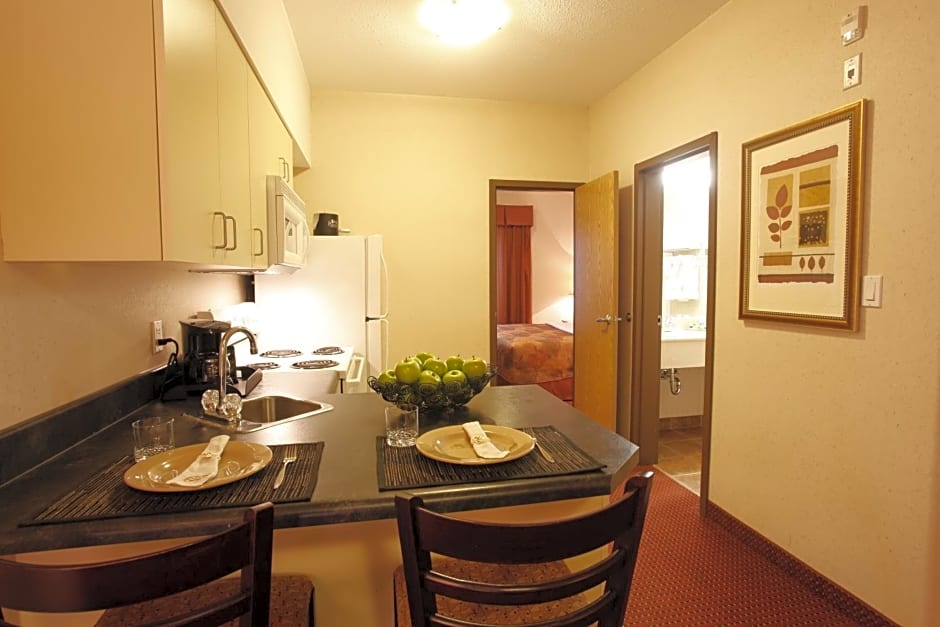 Pomeroy Inn & Suites Fort St. John