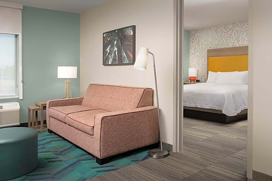 Home2 Suites by Hilton Clovis Fresno Airport
