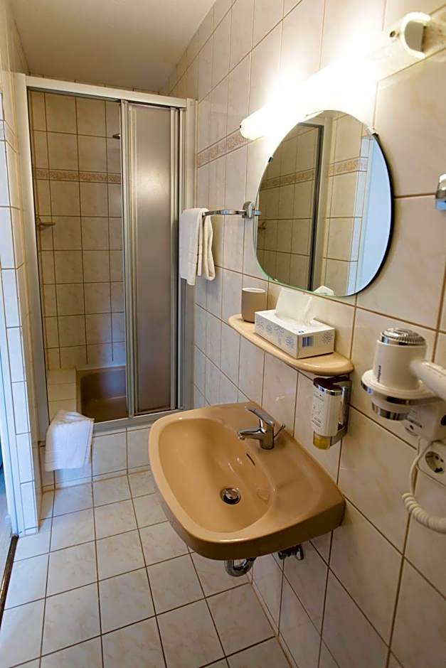 RATSKELLER Hotel & Restaurant