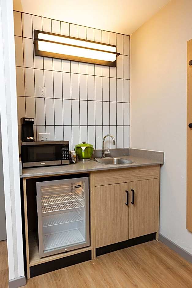 Hyatt Place Charlotte Arrowood