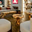 Bratus Hotel
