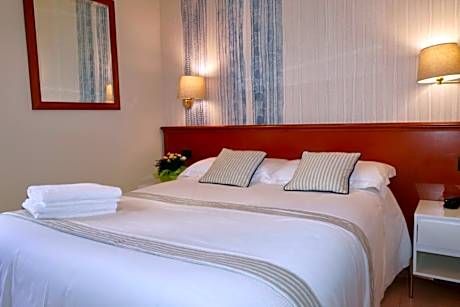 Economy Double Room (Single Use)