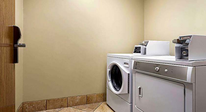 AmericInn by Wyndham Madison West