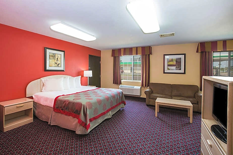 Photo 1 of 4 of 1 King Bed