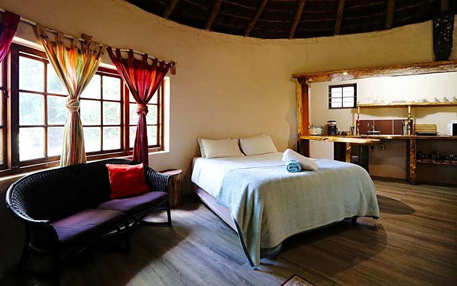 Away with the Fairies Nature Lodge and Backpackers