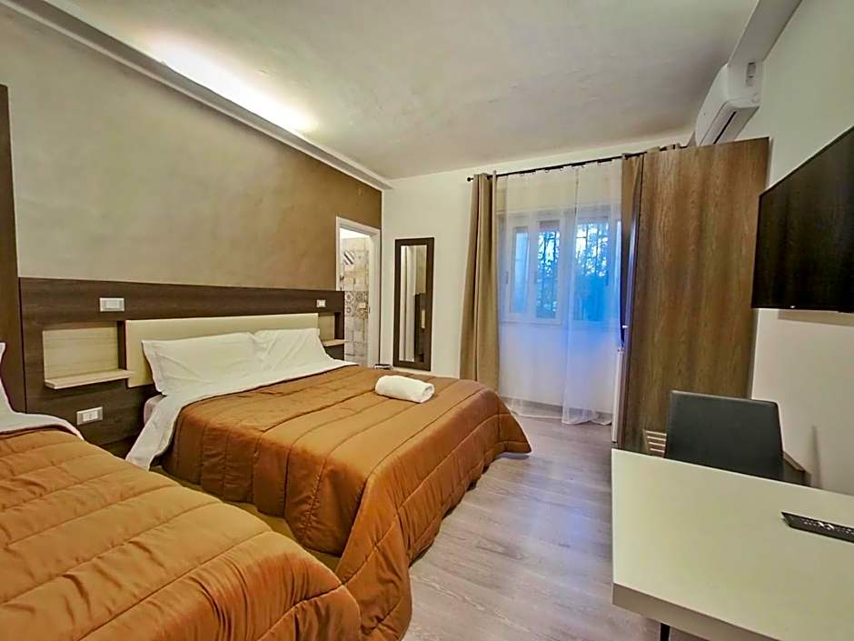 Photo 1 of 4 of 1 Double Bed or 2 Beds
