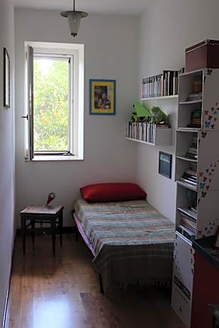 Apartment with Garden View