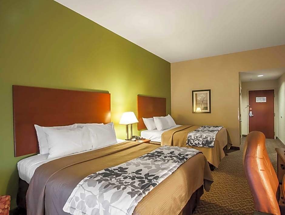 Sleep Inn & Suites Dyersburg I-155