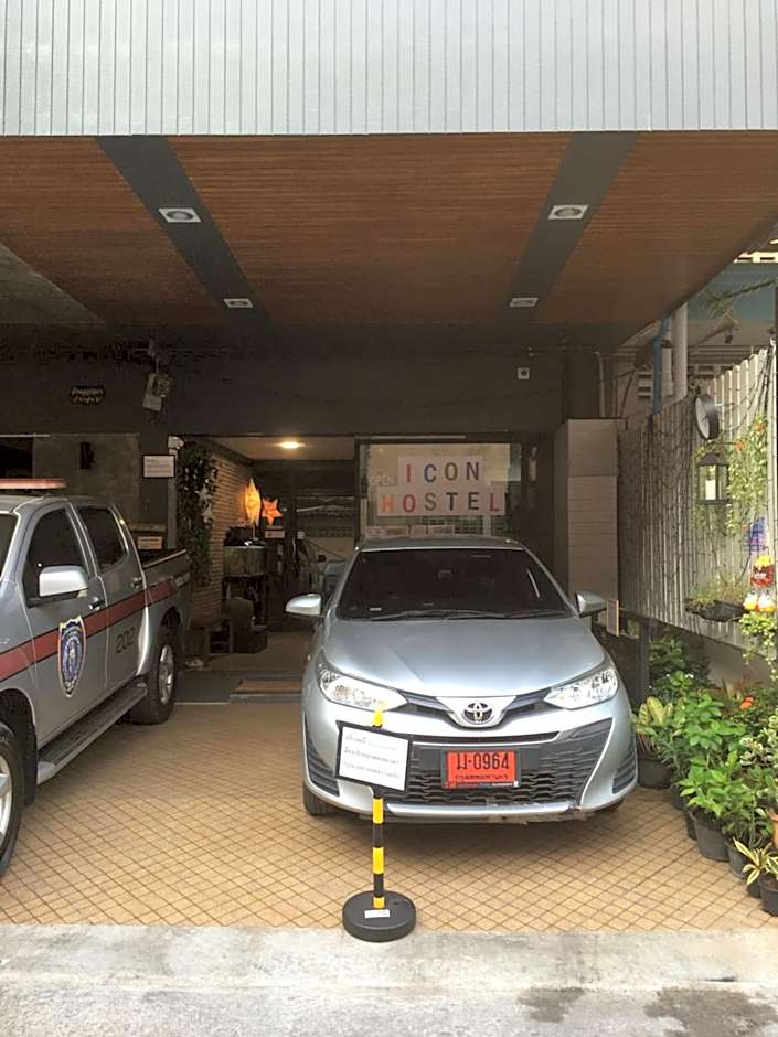 ICON HOSTEL