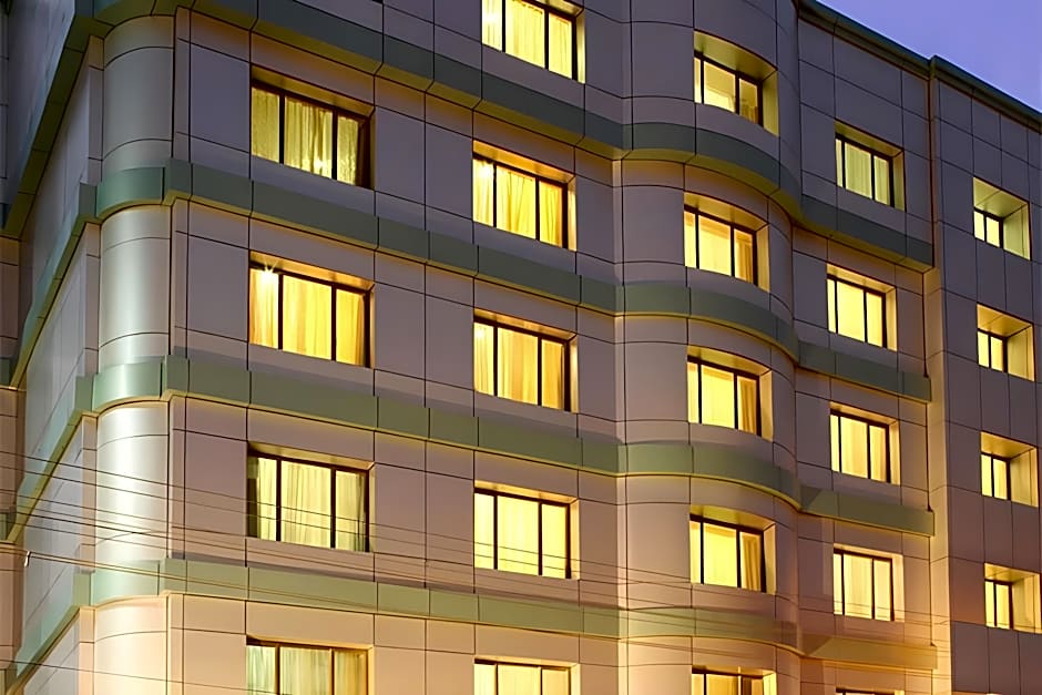 Ginger Kochi, MG Road