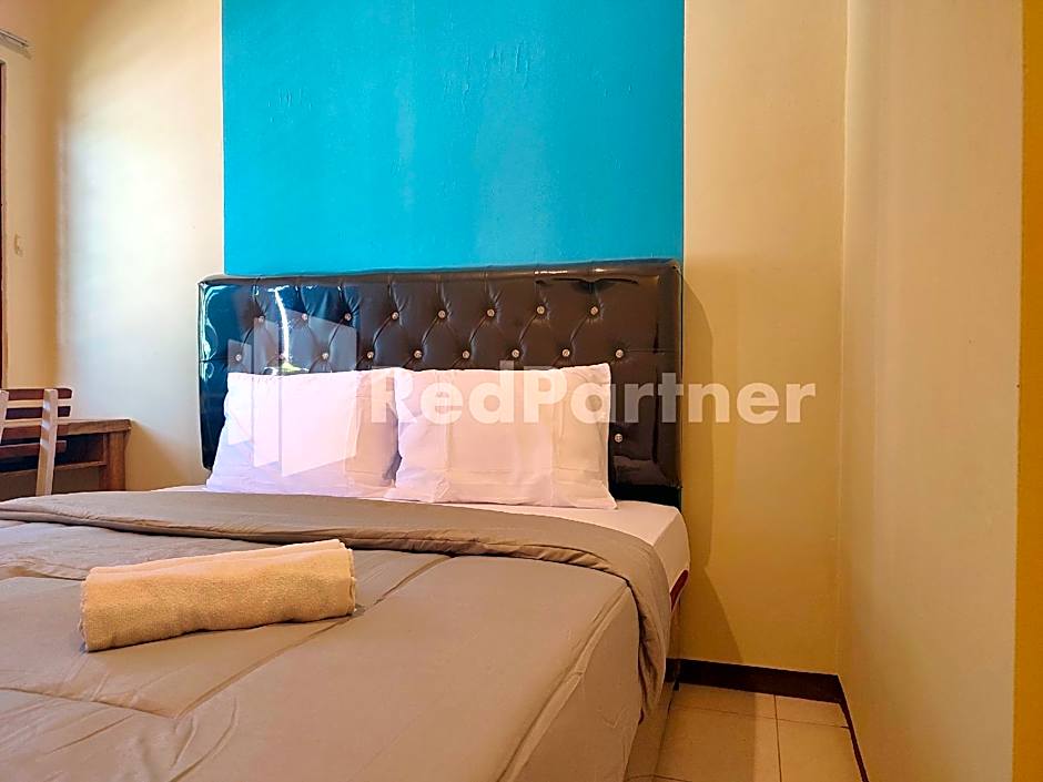 Mutiara Residence Near Simpang Lima Mitra RedDoorz