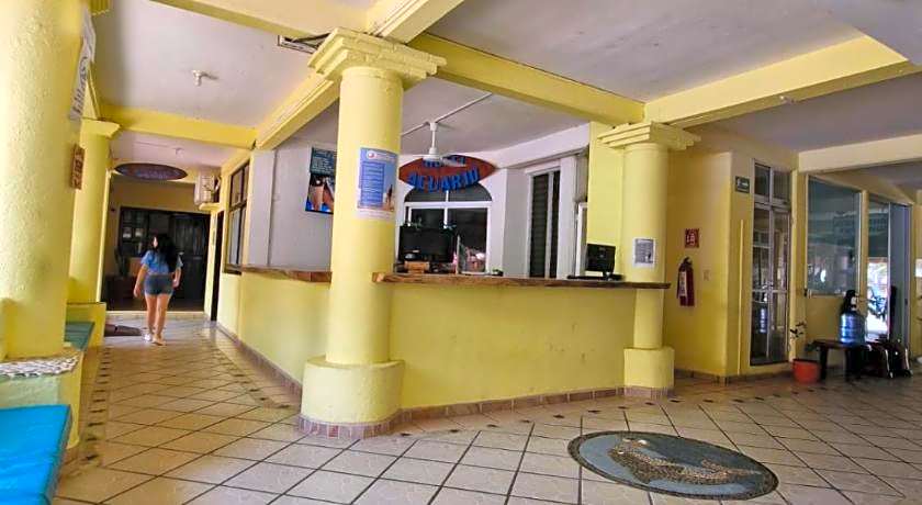 Hotel y Bungalows Acuario