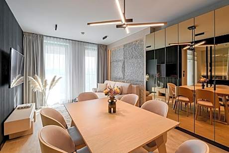 Comfort Plus Apartment with 2 bedrooms, balcony and mountain view no.19