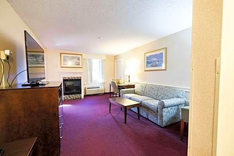 King Suite - Handicap Access