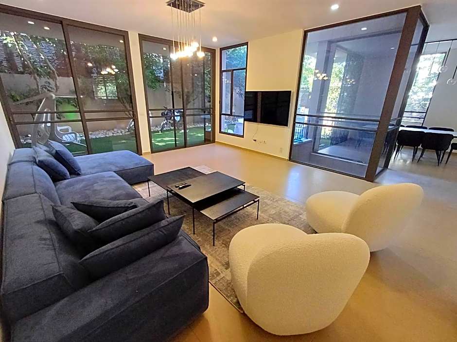 Super house- villa09