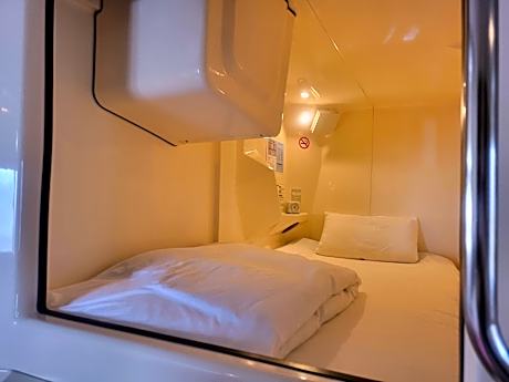 Capsule Room - Lower Level -  (Male Only)