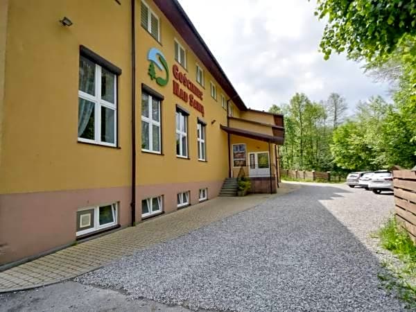 GOŚCINIEC NAD SAWĄ