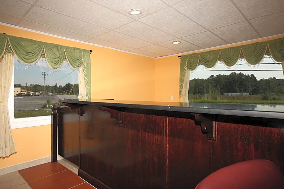 Days Inn by Wyndham Queensbury/Lake George
