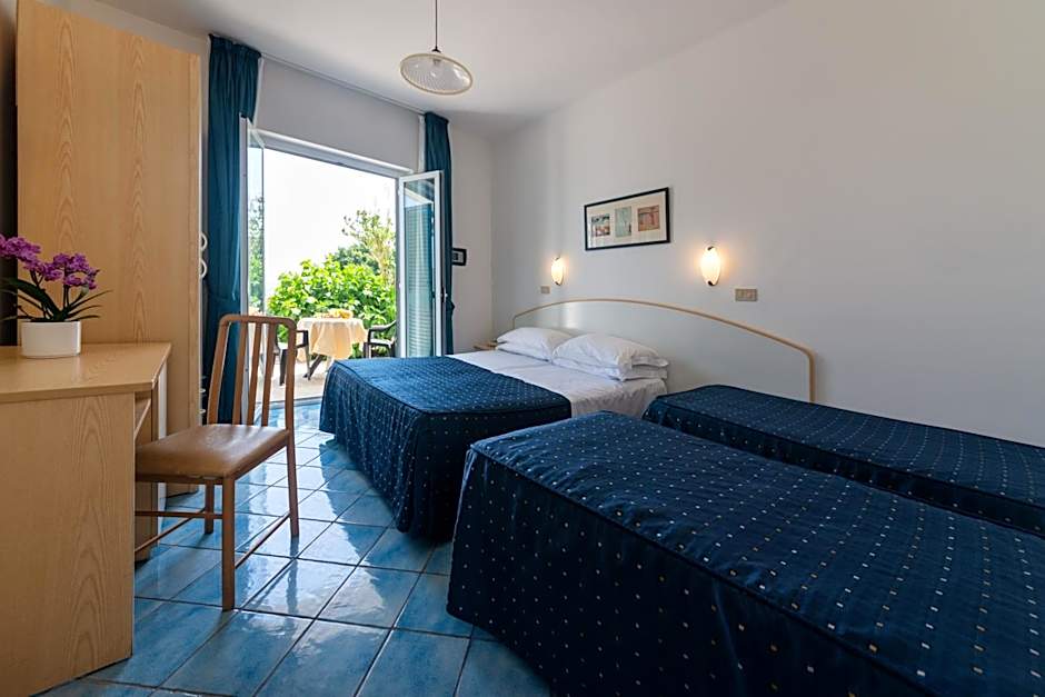 Hotel Villa Ireos