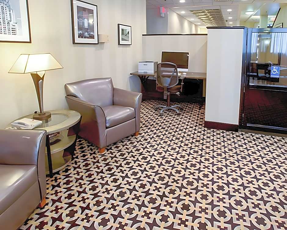 Best Western Paramus Hotel & Suites