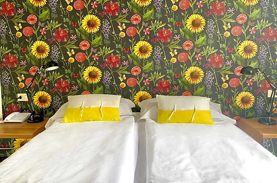 Ennesima Osteria con Alloggio - Bike Hotel