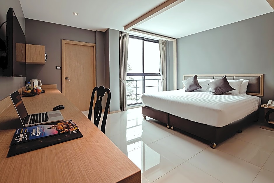 Three Sukhumvit Hotel