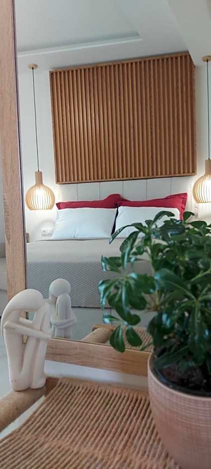 Wide Blue Luxury Boutique Suites