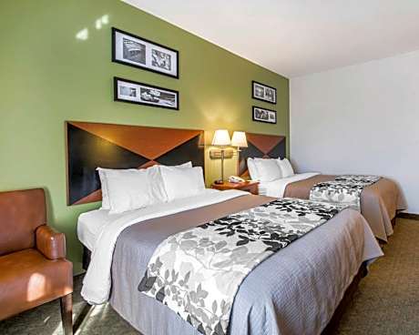 Queen Room with Two Queen Beds - Non-Smoking