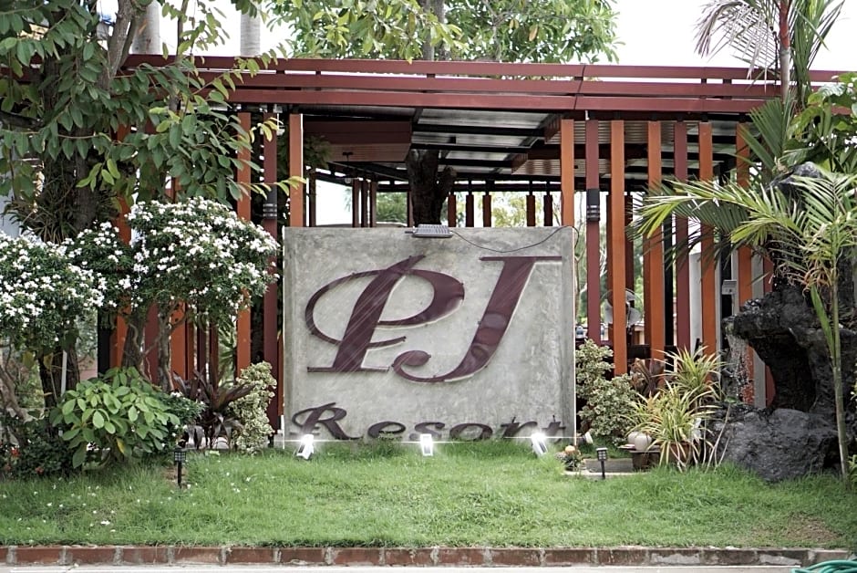 PJ resort