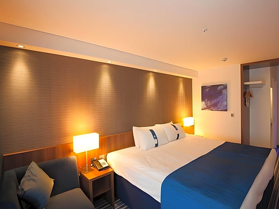 Holiday Inn Express Birmingham–South A45 By IHG