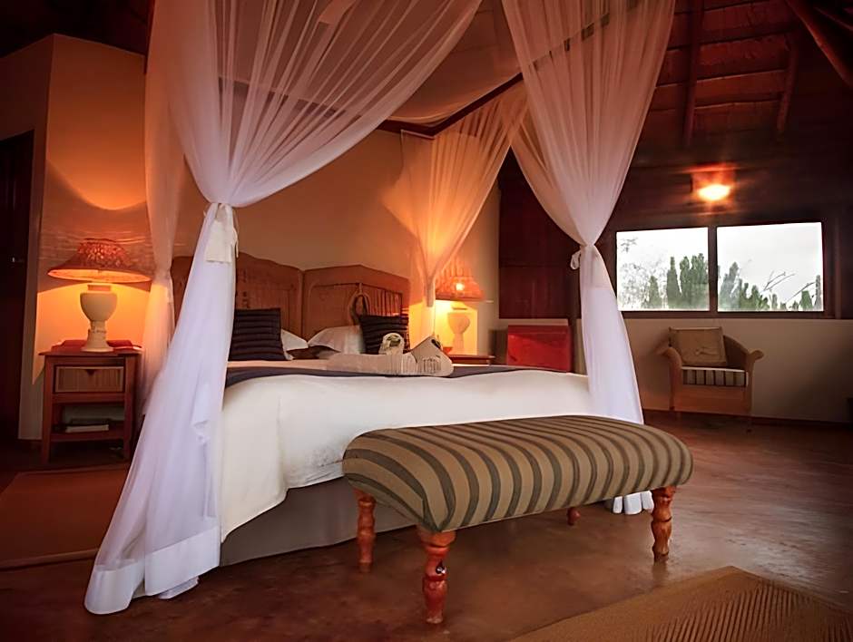 Shayamoya Tiger Fishing And Game Lodge