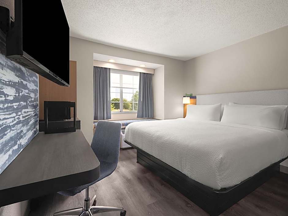 Garner Hotel Greenville East by IHG