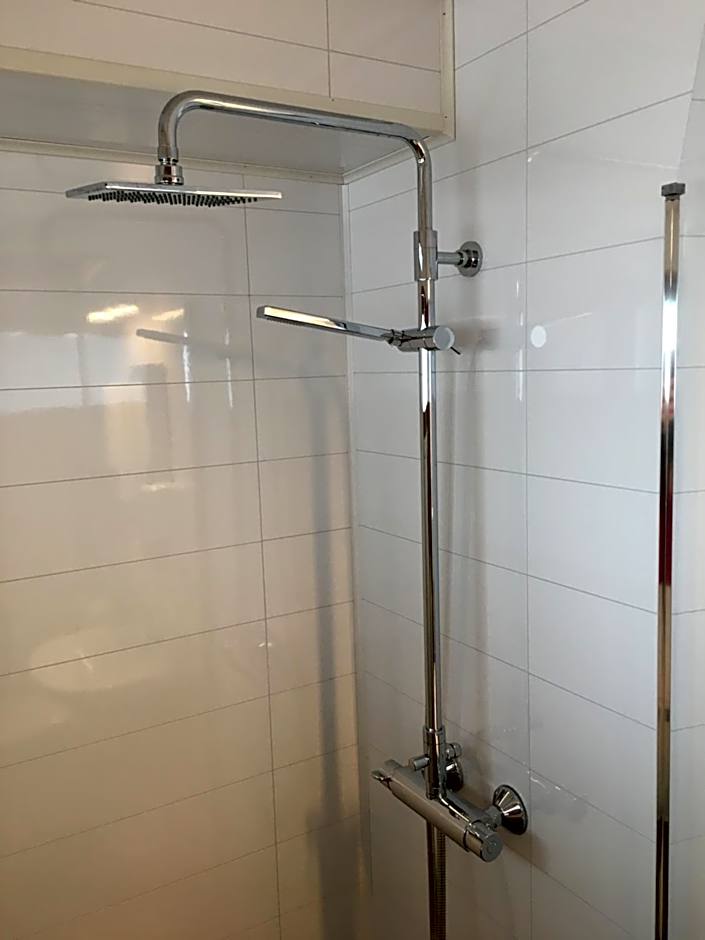 Sandmoen Bed & Breakfast, Free Parking