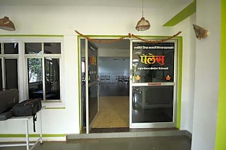 Hotel Parvati Palace