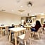 Wild Cherry Blossom HOSTEL,TOKYO KOGANEI