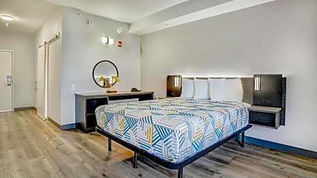 Queen Room - Disability Access