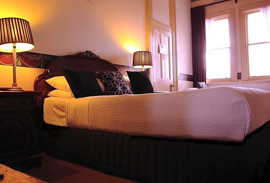 The Hotel Shamrock