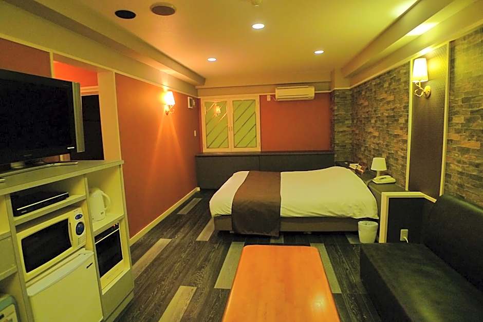 Hotel GOLF III Atsugi (Adult Only)